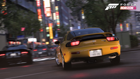 Forza Horizon 6 日本の都市部を走るスクリーンショット