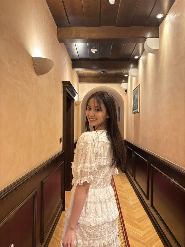 金川紗耶1st写真集「好きのグラデーション」6月30日発売|主婦の友社・楽天ブックス限定ポストカード特典あり2026
