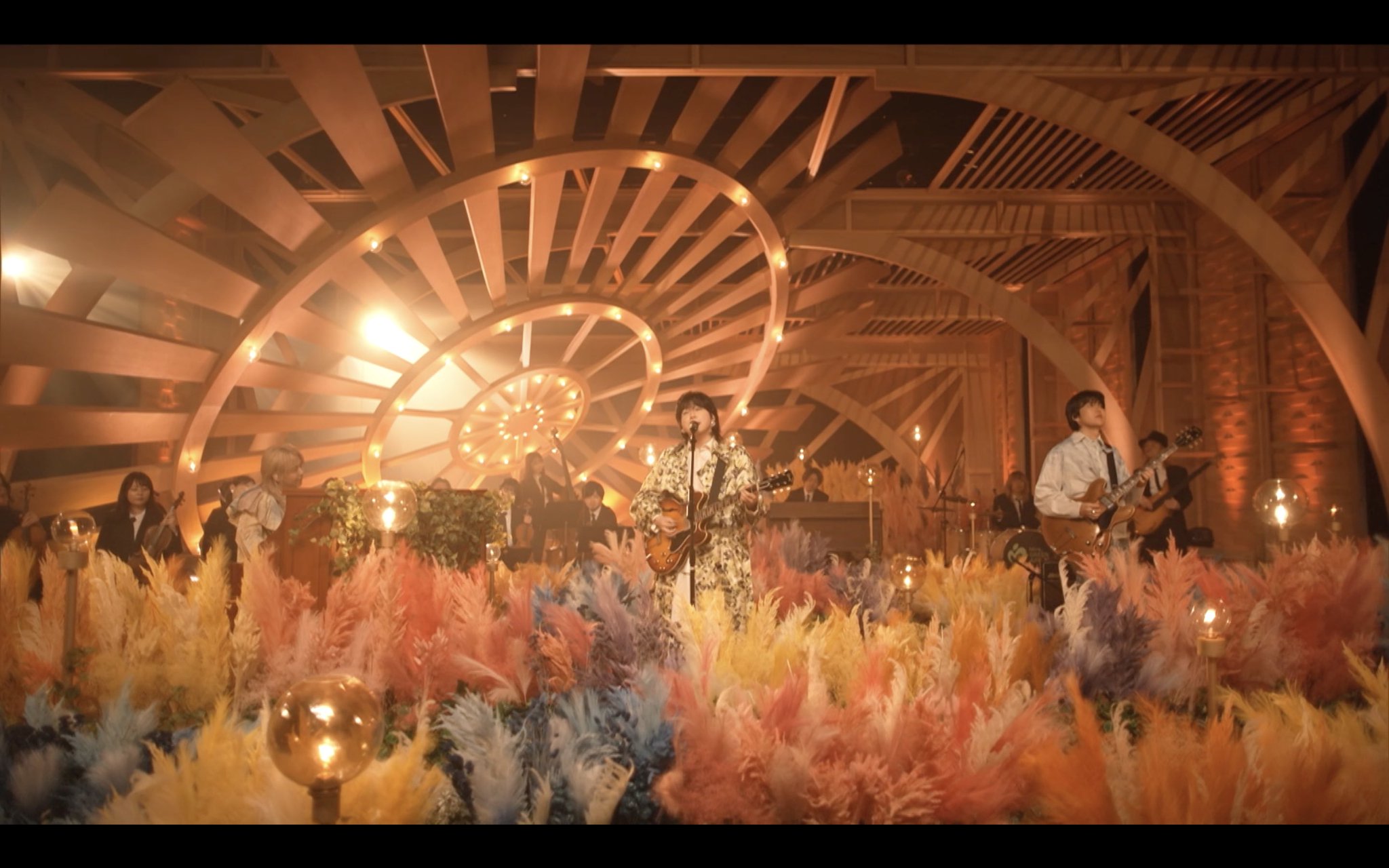 Mrs. GREEN APPLE 新曲「風と町」パフォーマンス映像を期間限定公開|テレビ×ミセスから6月13日まで
