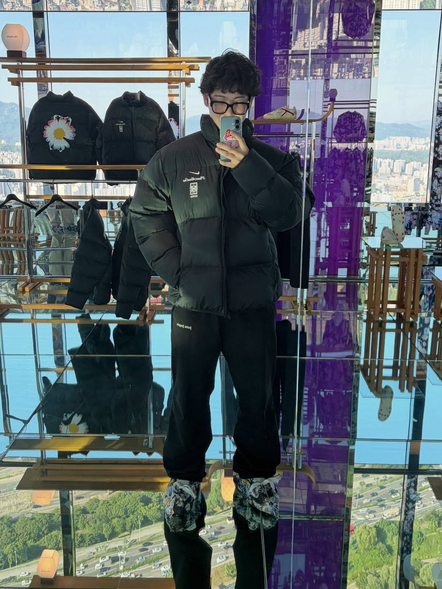 G-DRAGON PEACEMINUSONE Nike Tigers of Asia ショーケース全容