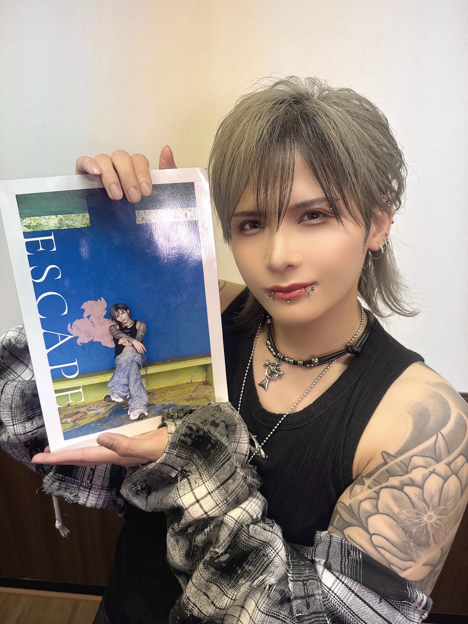 Royz昴3rd写真集「ESCAPE」発売記念イベント開催|GUAM撮影下ろし収録2026