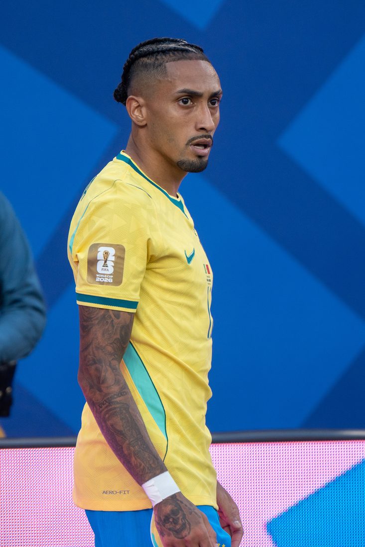 ブラジル代表 ラフィーニャ W杯2026 黄色のユニフォーム