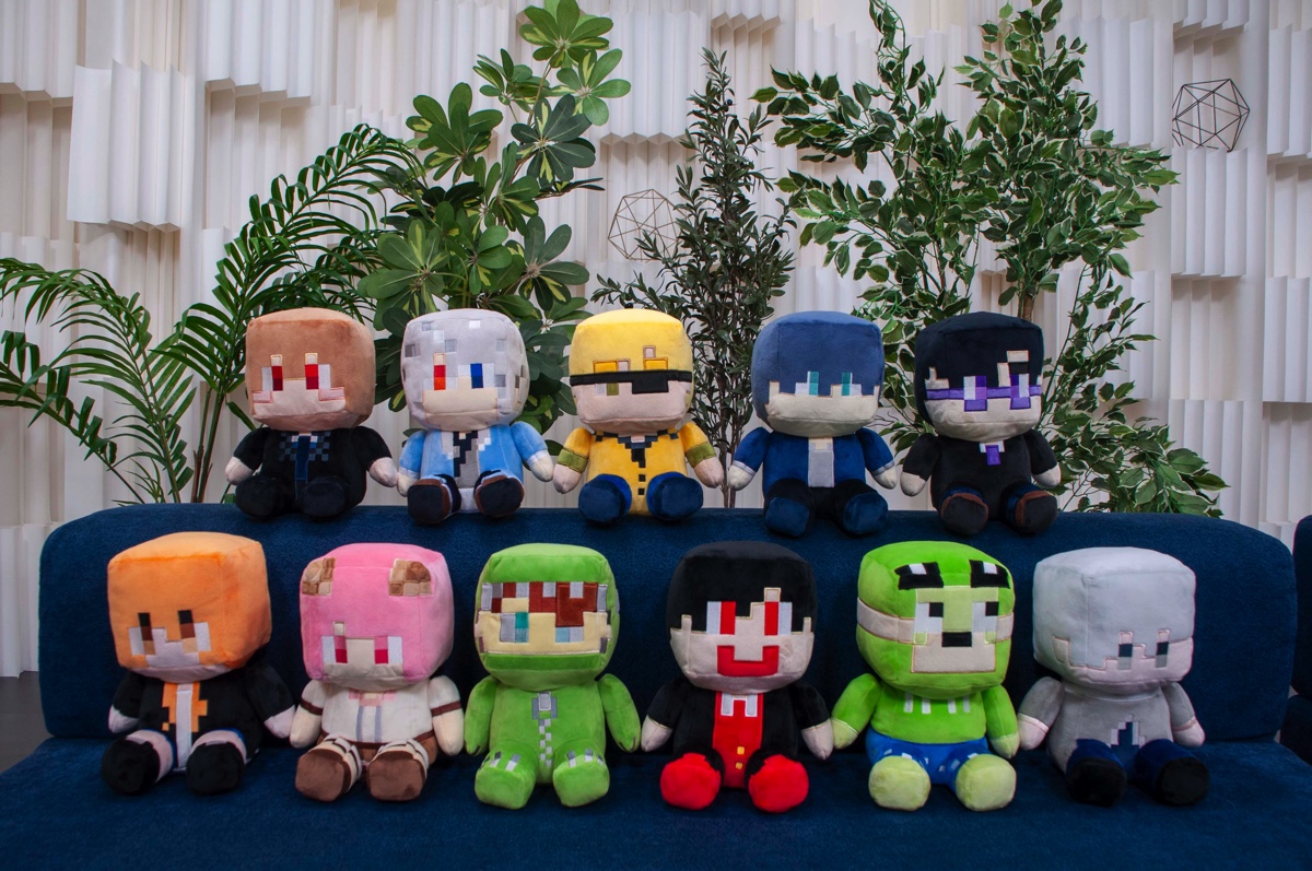 ぬいぐるみのディテール。マイクラスキンの色合いを忠実に再現 ©2026 Mojang AB / ©UUUM