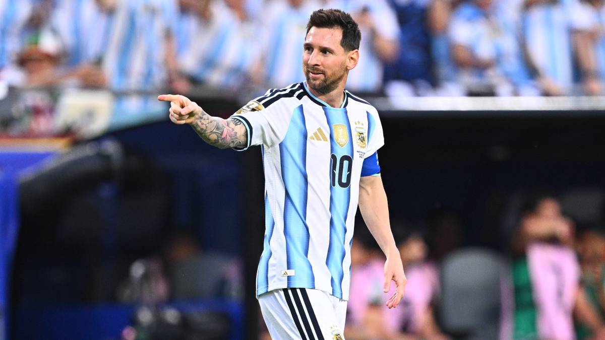 footballchannel（メッシのハットトリック）