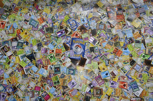 ポケモンカード ストームエメラルダ抽選に応募するイメージのカードコレクション