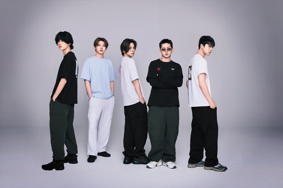 TREASUREメンバーのReebokスタイリング