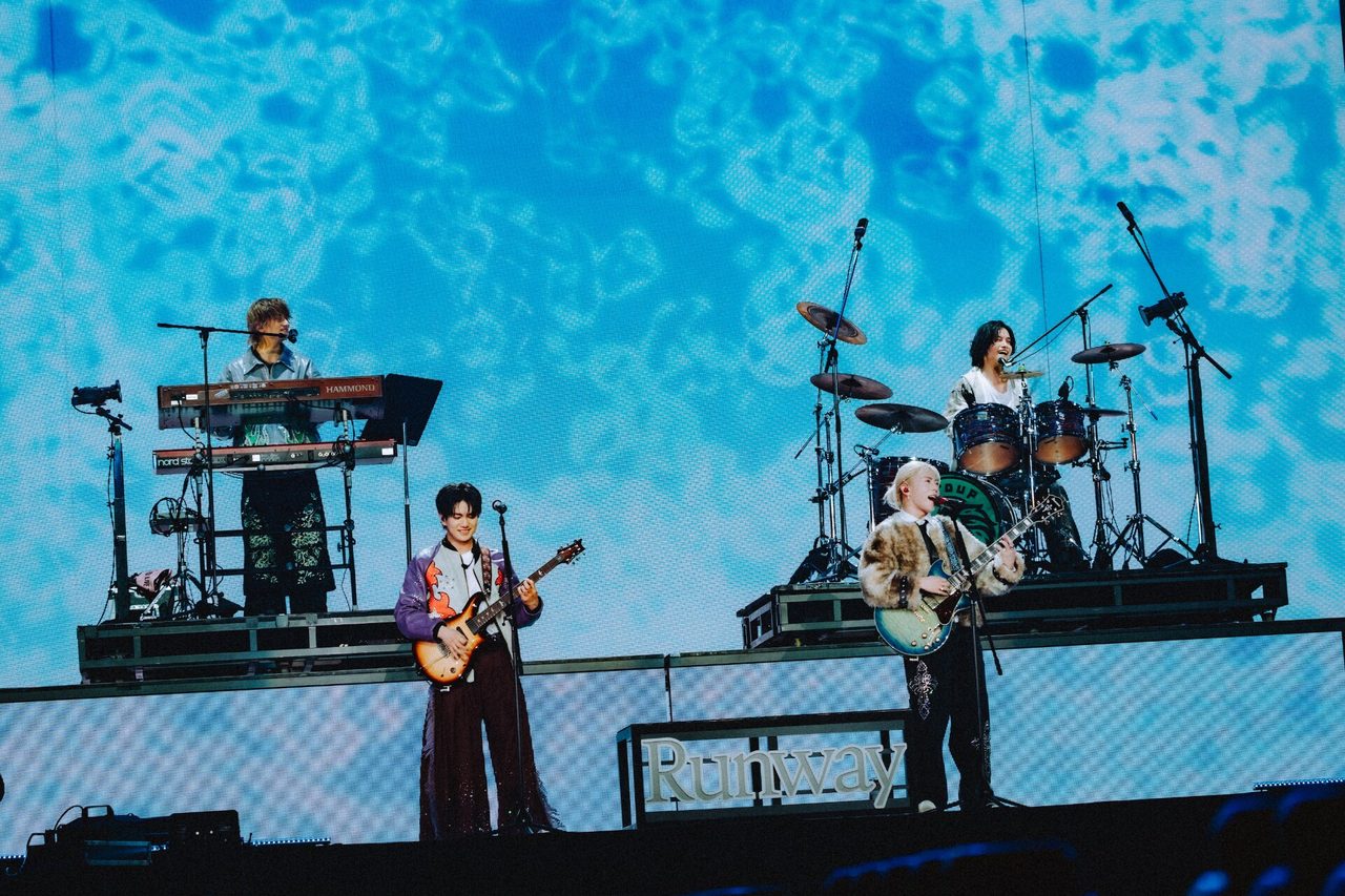Aぇ! group 横浜アリーナ ライブパフォーマンス