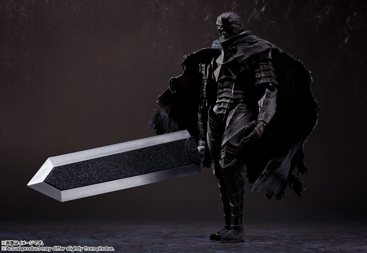 S.H.Figuarts ガッツ 狂戦士の甲冑 激情 旧バージョン 全身立ちポーズ