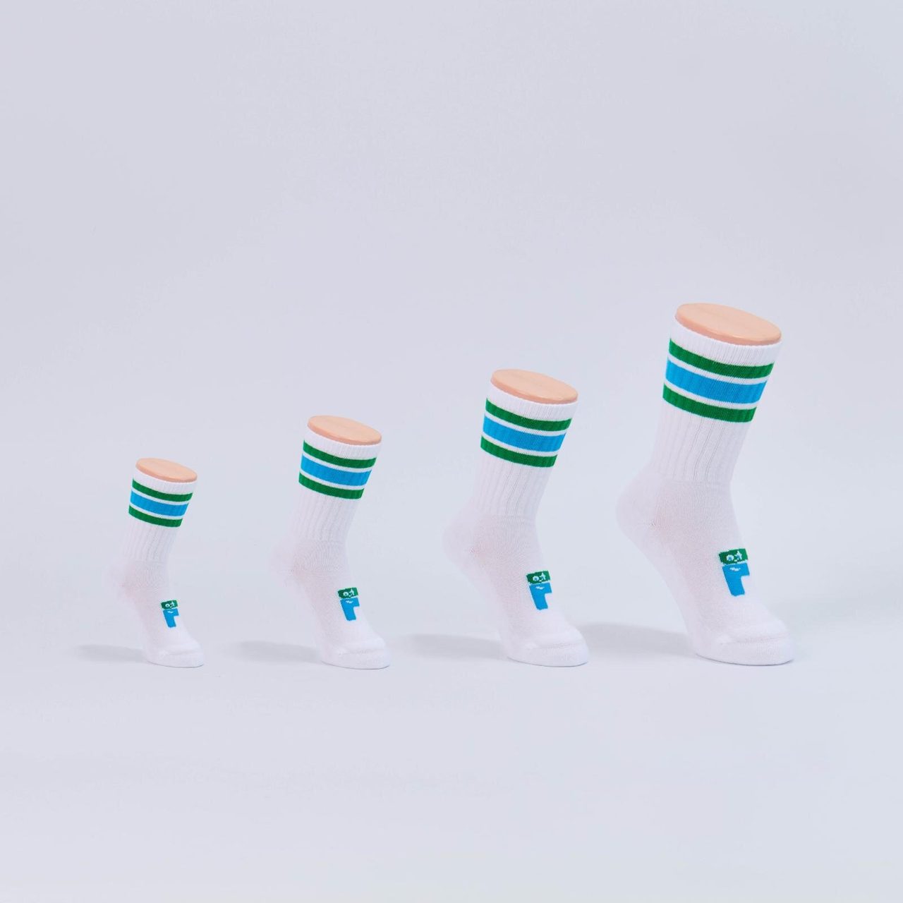 ファミマ NIGO ラインソックス