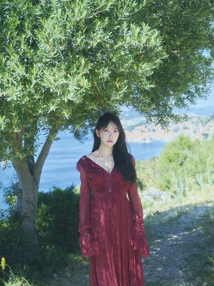 堀未央奈6年ぶり写真集｜予約7月24日・ドゥブロヴニク撮影