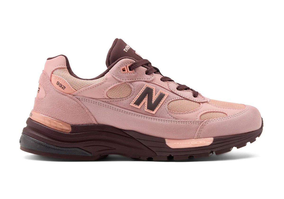 New Balance 992 Pink Chalk ペア並べたビジュアル