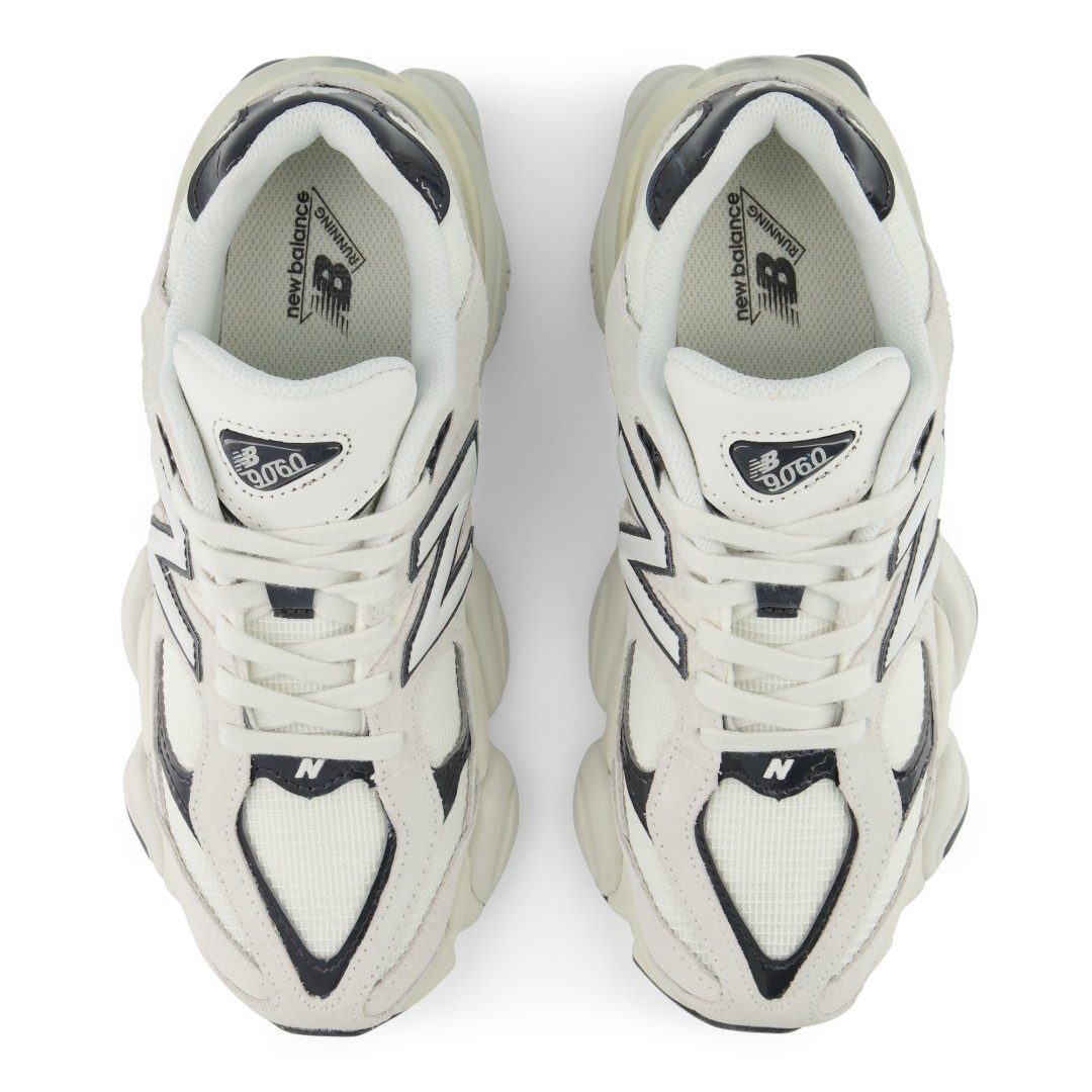The oversized N logo and sculpted sole unit
