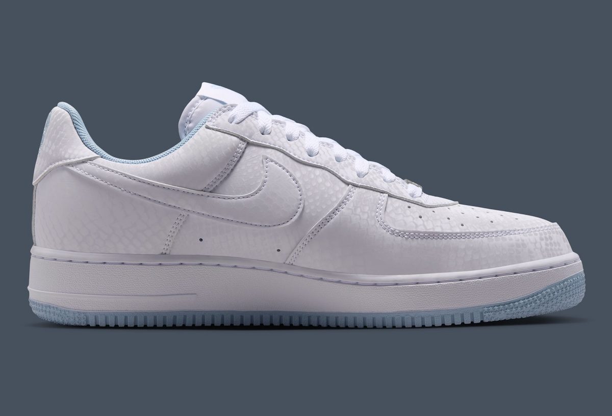 Kobe Air Force 1 トップビュー