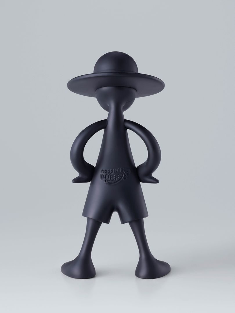 LUFFY's ドン!!カードフィギュアの背面デザイン ONE PIECEロゴ刻印