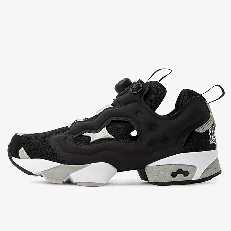 Reebok INSTAPUMP FURY 94 MARINESモデルの側面デザイン