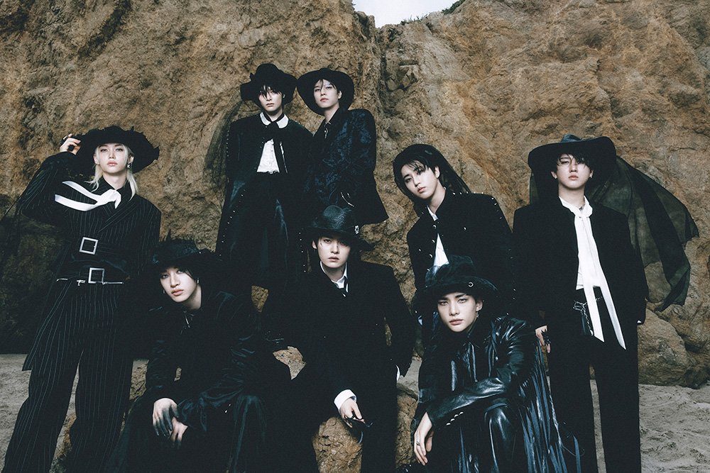 Stray Kids 2026年アーティスト写真 8人組グループショット