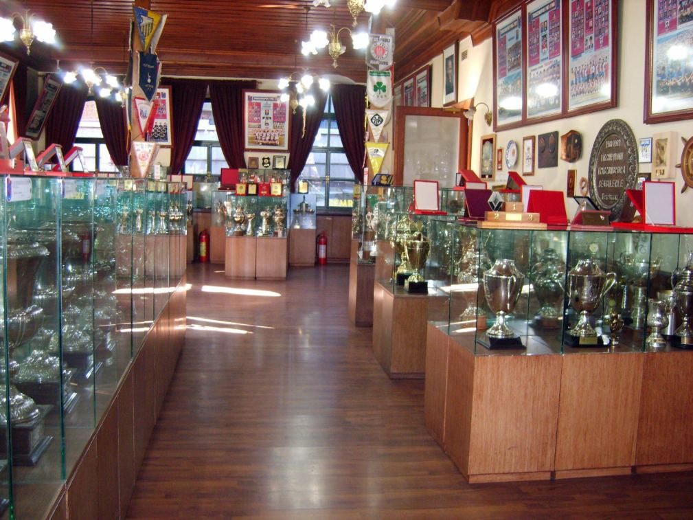 Trabzonspor’s ‘Immaculate Champion’ 2010-11 Title Claim Explained