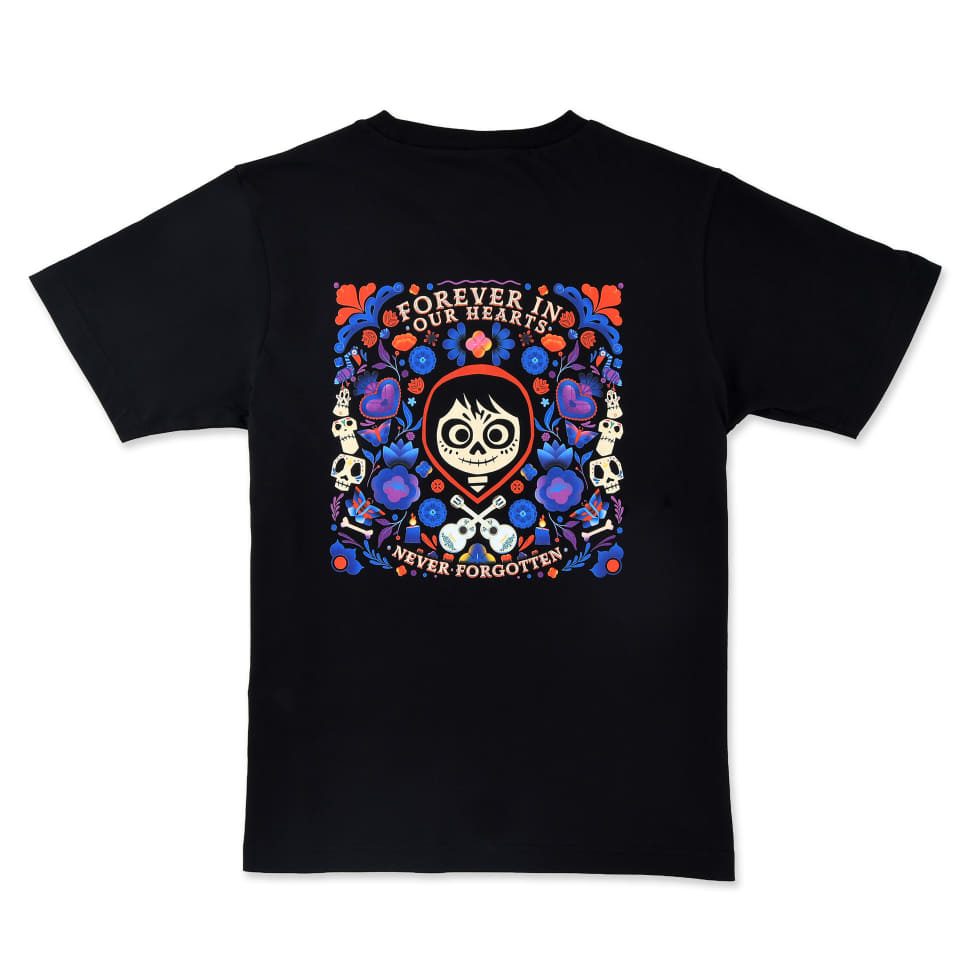 リメンバー・ミー Tシャツ背面デザイン ミゲルの骸骨フェイス柄