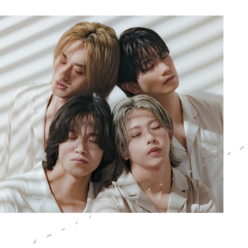 Aぇ! group Emotion ジャケット写真 白基調ポートレート