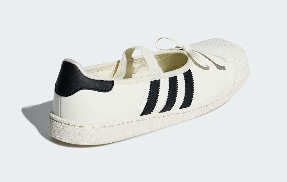 JENNIE×adidas Superstar Square Ballet バックビュー