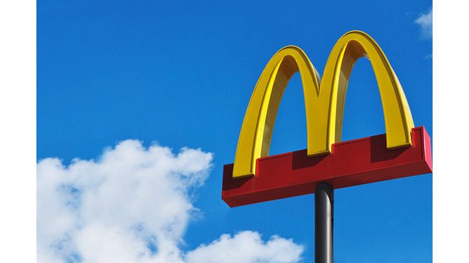 マクドナルド店舗の外観