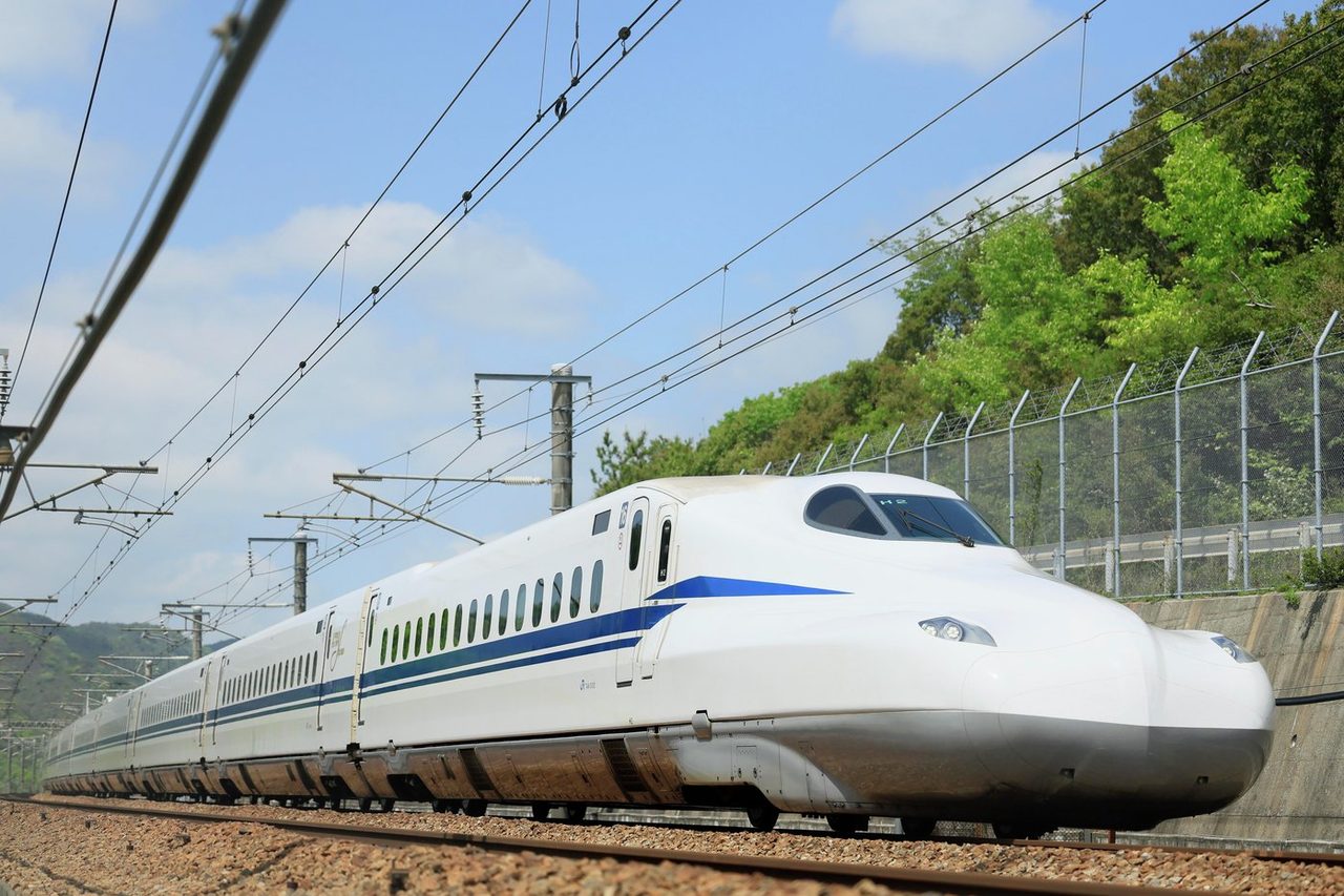 新幹線お盆混雑2026｜のぞみ全車指定席いつから何日まで