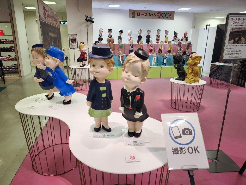 ローズちゃん大集合展 歴代ローズちゃん人形
