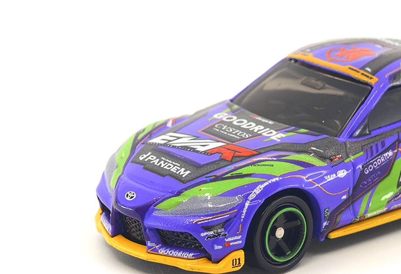 トミカ エヴァRT初号機GOODRIDEトヨタGRスープラの紫と緑カラーリング単体画像