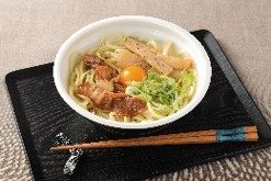 ローソン旨辛醤油だれの月見油そば