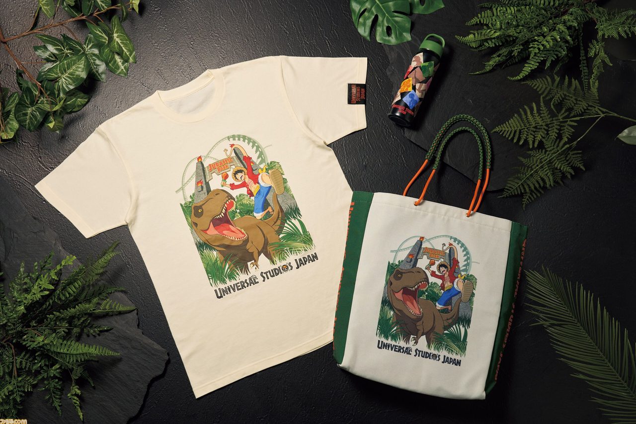 ONE PIECEのルフィが恐竜に乗るデザインのジュラシック・パークコラボTシャツとトートバッグ