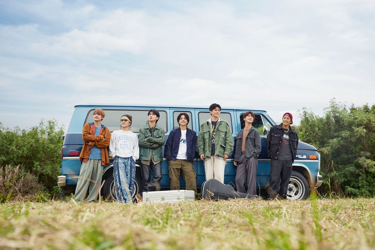 WEST.7人のグループ写真 桐山照史 重岡大毅 神山智洋 濵田崇裕 中間淳太 藤井流星 小瀧望