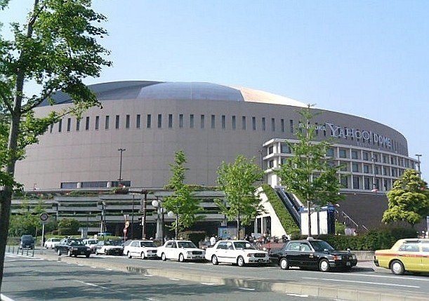福岡PayPayドームの外観