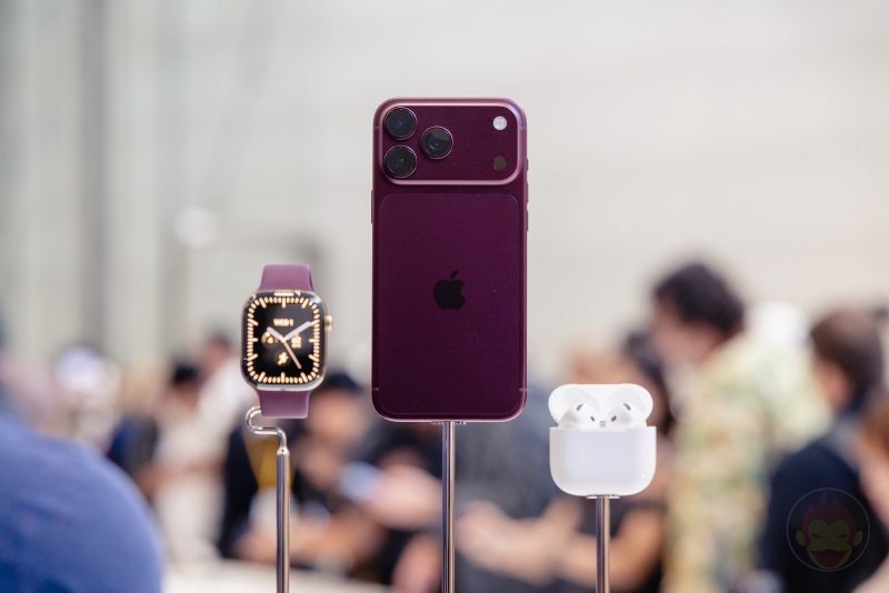 iPhone 18 Pro 実機(ディープレッド)