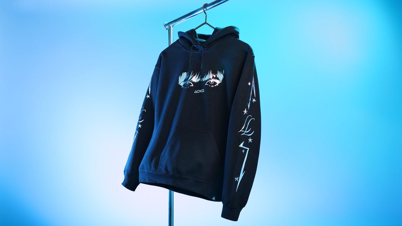 LISA×PlayStation コラボグッズ ブラックパーカーのアパレルアイテム