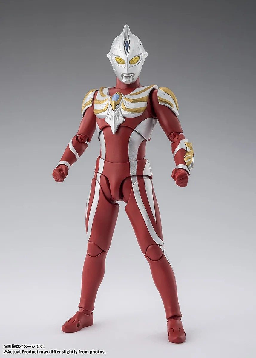 S.H.Figuarts ウルトラマンマックス 立ちポーズ 全身画像