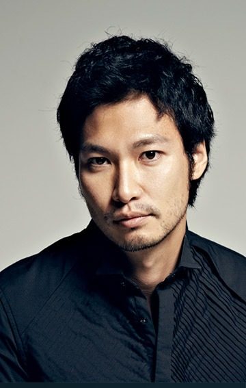 島田潔役 青木崇高