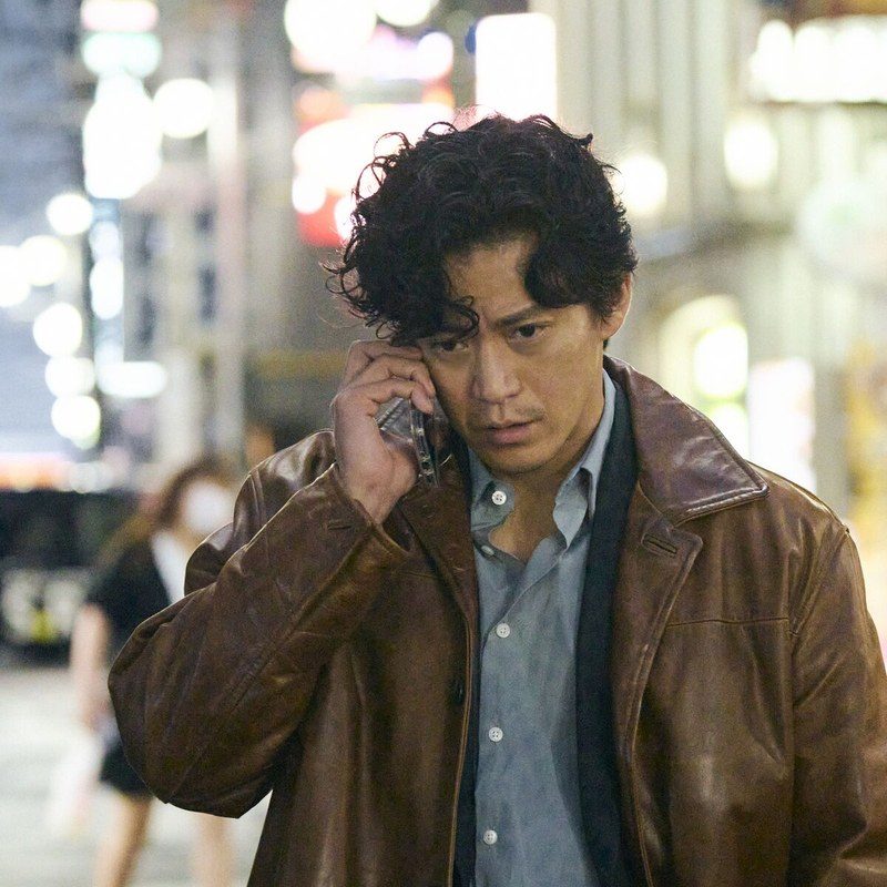 矢吹恭二を演じる小栗旬 バッド・ルーテナント:トウキョウ公式キャラクター写真