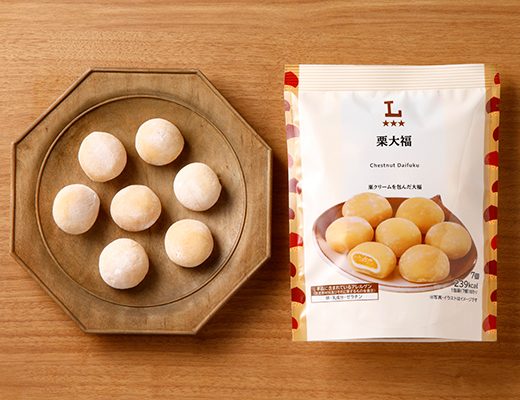 ローソン 栗大福 7個入のパッケージと白い小さな大福の商品写真