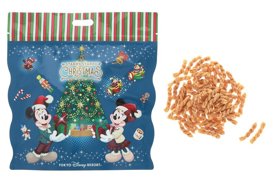 クリスマス柄のパッケージのスナック菓子と中身