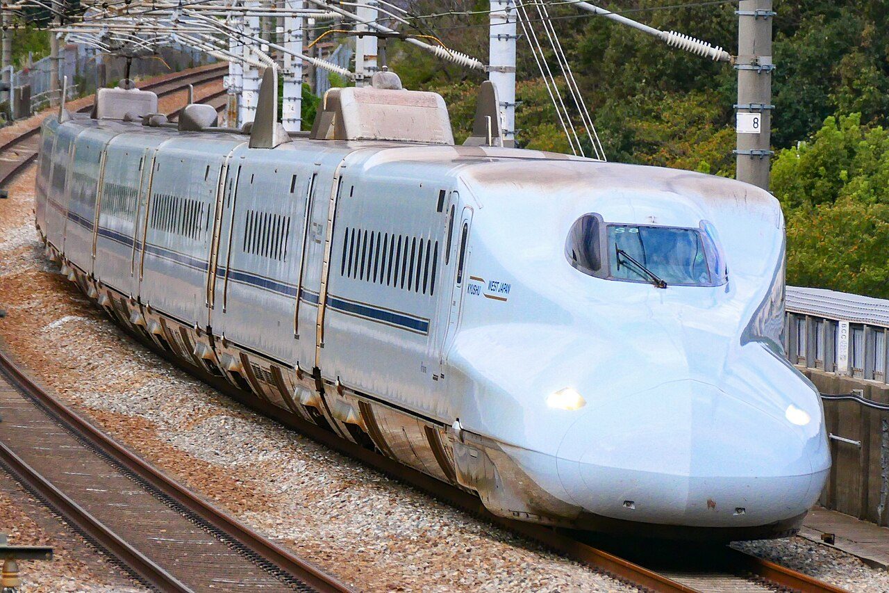 九州新幹線のN700系さくら