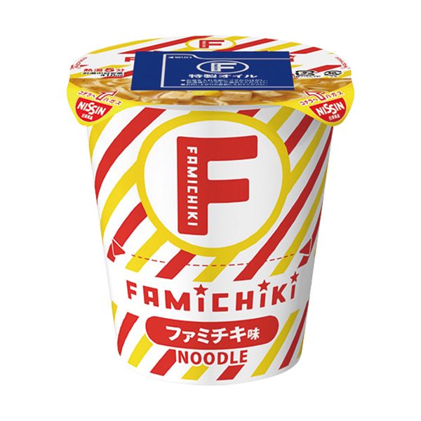 ファミチキ味ヌードルのカップパッケージ ファミチキ袋風の赤黄ストライプ