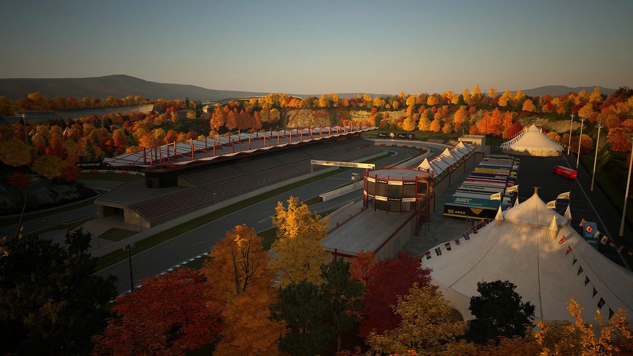 GT7で夕暮れの紅葉コースを走る公式ブログ公開の画像