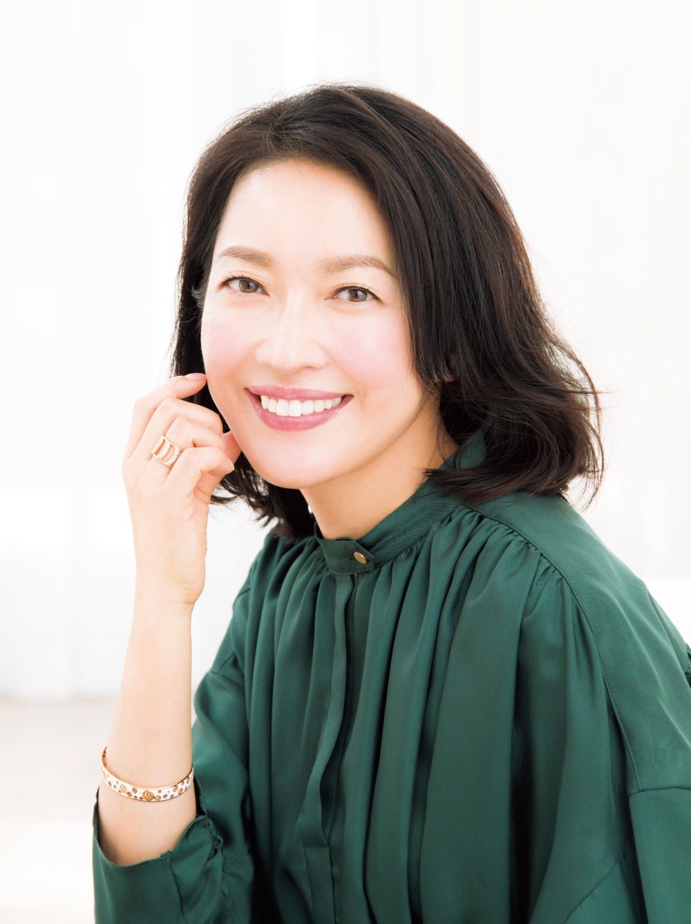 羽田美智子が演じる神楽奈緒子
