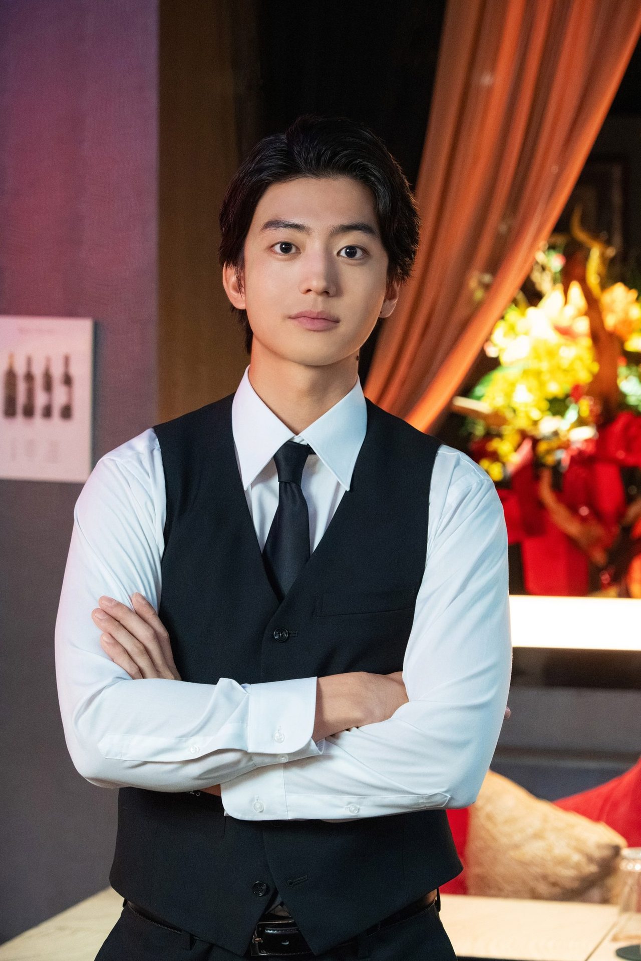 「ヒマチの嬢王」伊藤健太郎演じるジュンの黒服ビジュアル