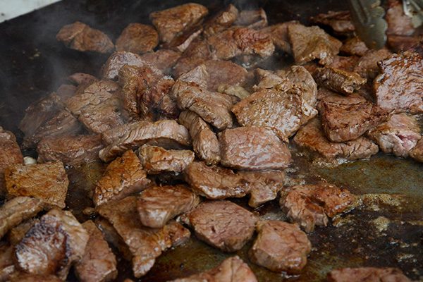 ひろしまフードフェスティバルの広島牛の焼き肉ブース 過去開催の様子