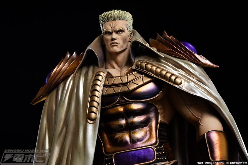 北斗の拳 金色のファルコ フィギュアの上半身アップ 鎧の質感
