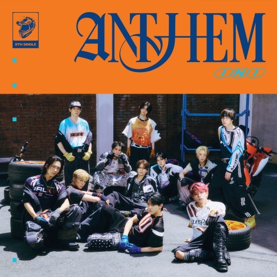 INI 9TH SINGLE ANTHEMのビジュアル。メンバーが並ぶグループ写真