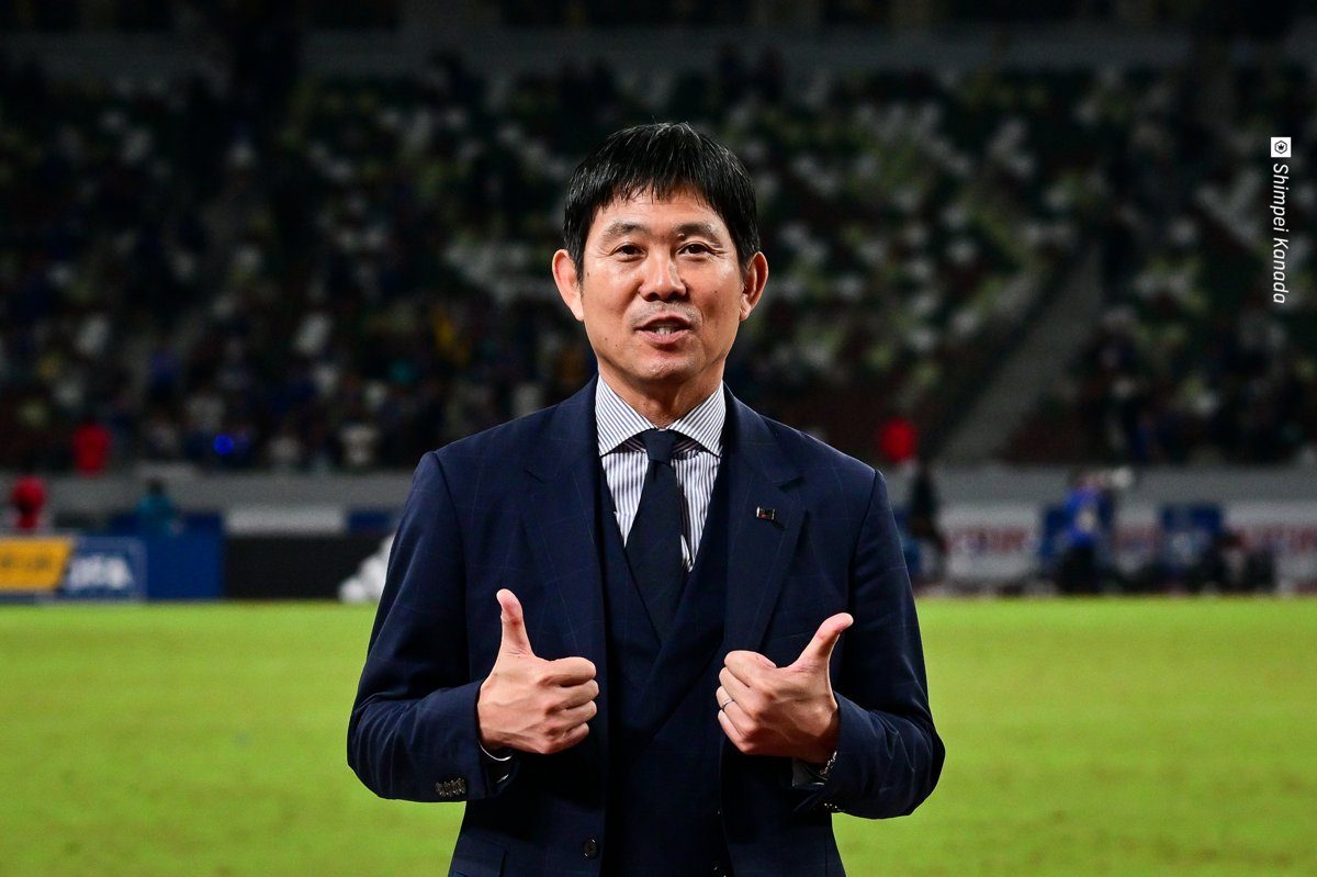 記者会見で話す日本代表の森保一監督
