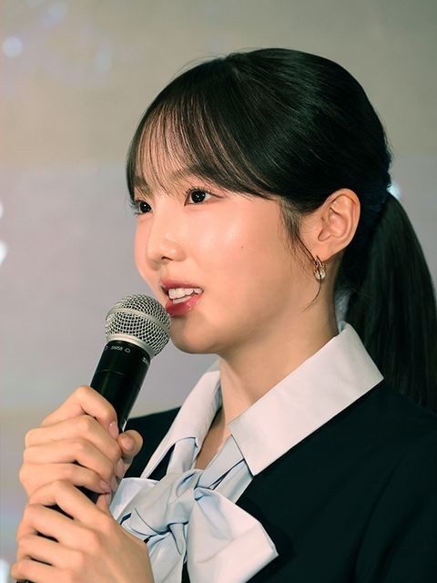本田真凜さん アイスダンスチーム結成記者会見の様子