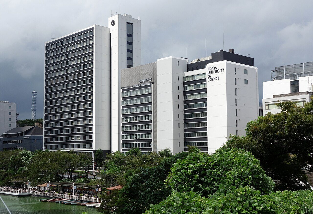 東京理科大学のキャンパスの写真(硤合憲三氏の所属大学)